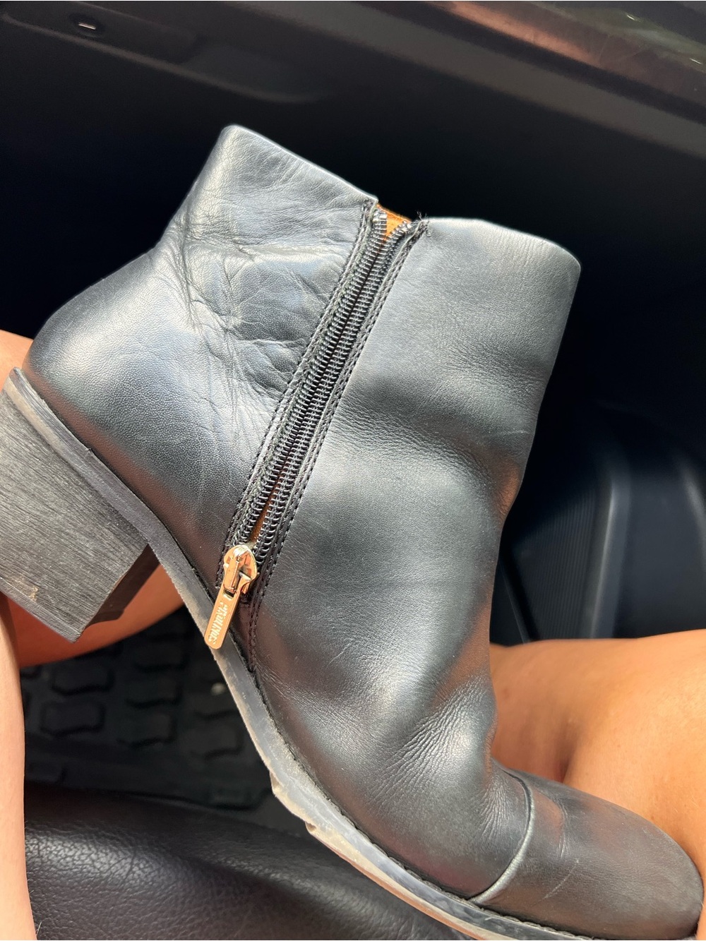 PIKOLINOS Black Leather Zip-Detail Ankle Bootie